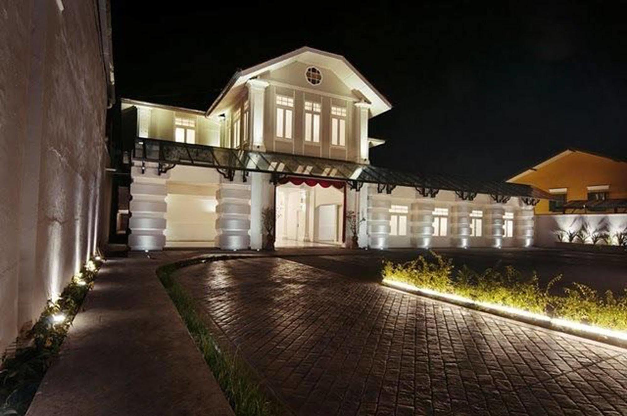 Chulia Heritage Hotel Джорджтаун Экстерьер фото